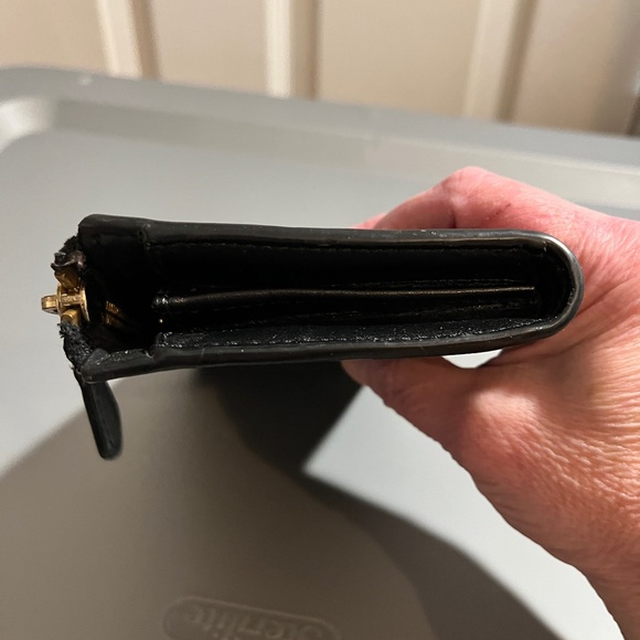 Coach Black Floral Zip Around Wallet Gold Hardware - Picture 6 of 14